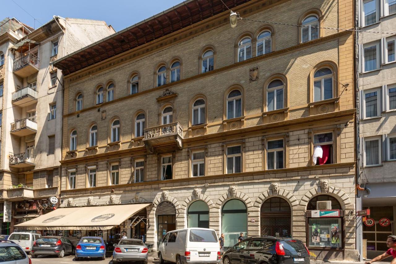 Bien Apartment Budapest Eksteriør bilde
