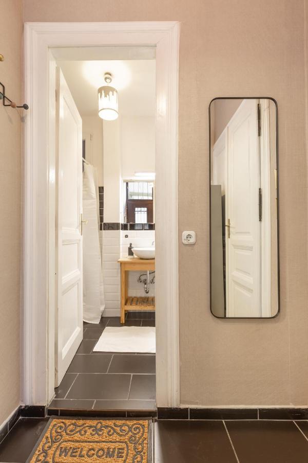 Bien Apartment Budapest Eksteriør bilde